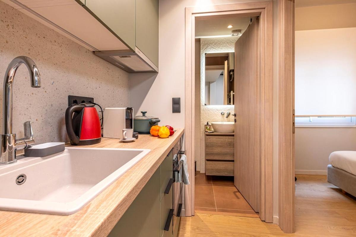 Apartment Cozy 1br With Balcony In Kipseli